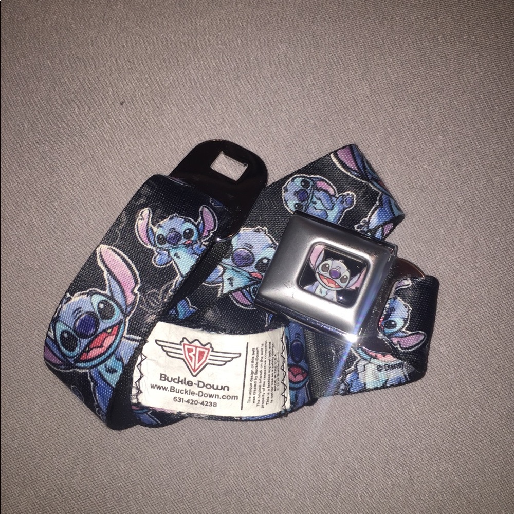 Stitch seatbelt buckle belt